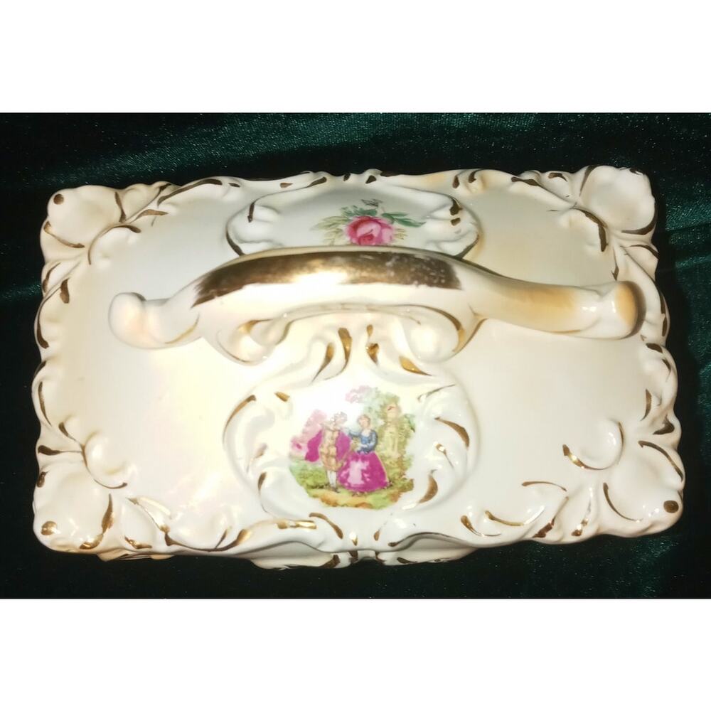 Vintage Royal Sealy Trinket Box Victorian Couple Man Woman Cream Gold Tone Trim - Picture 3 of 9